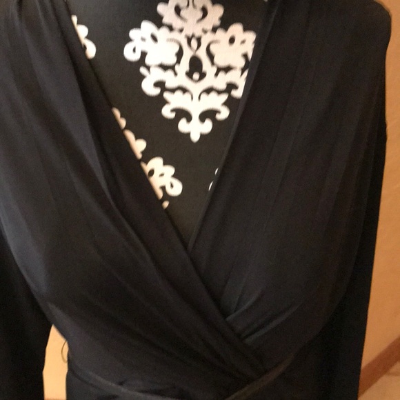 Flattering “Little Black Dress” -Single LosAngeles - Picture 2 of 5